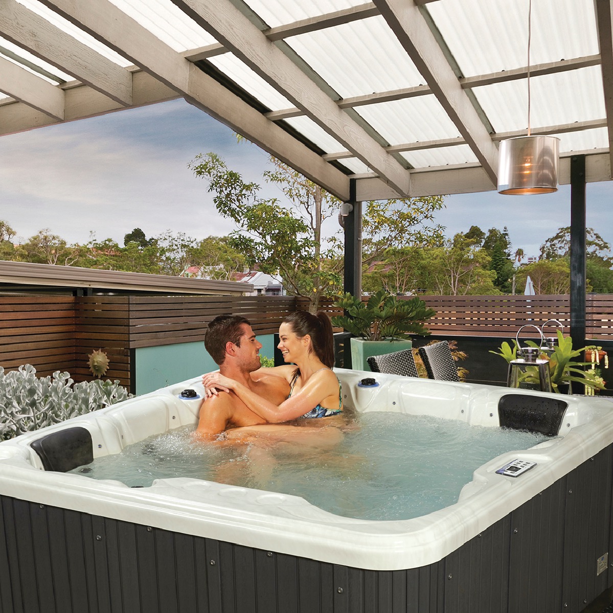 Rio 5 Person Portable Spa